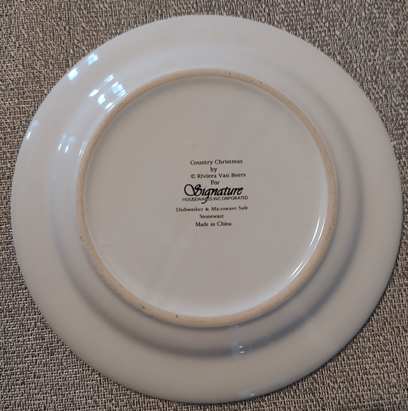 Set of 4 Snowman Country Christmas Plates - Picture 4 of 6